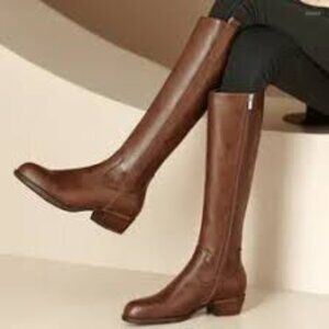 Calvin Klein Women's Haydee Waxy Tumbled Leather Boot Walnut 7.5 NEW Back Zipper